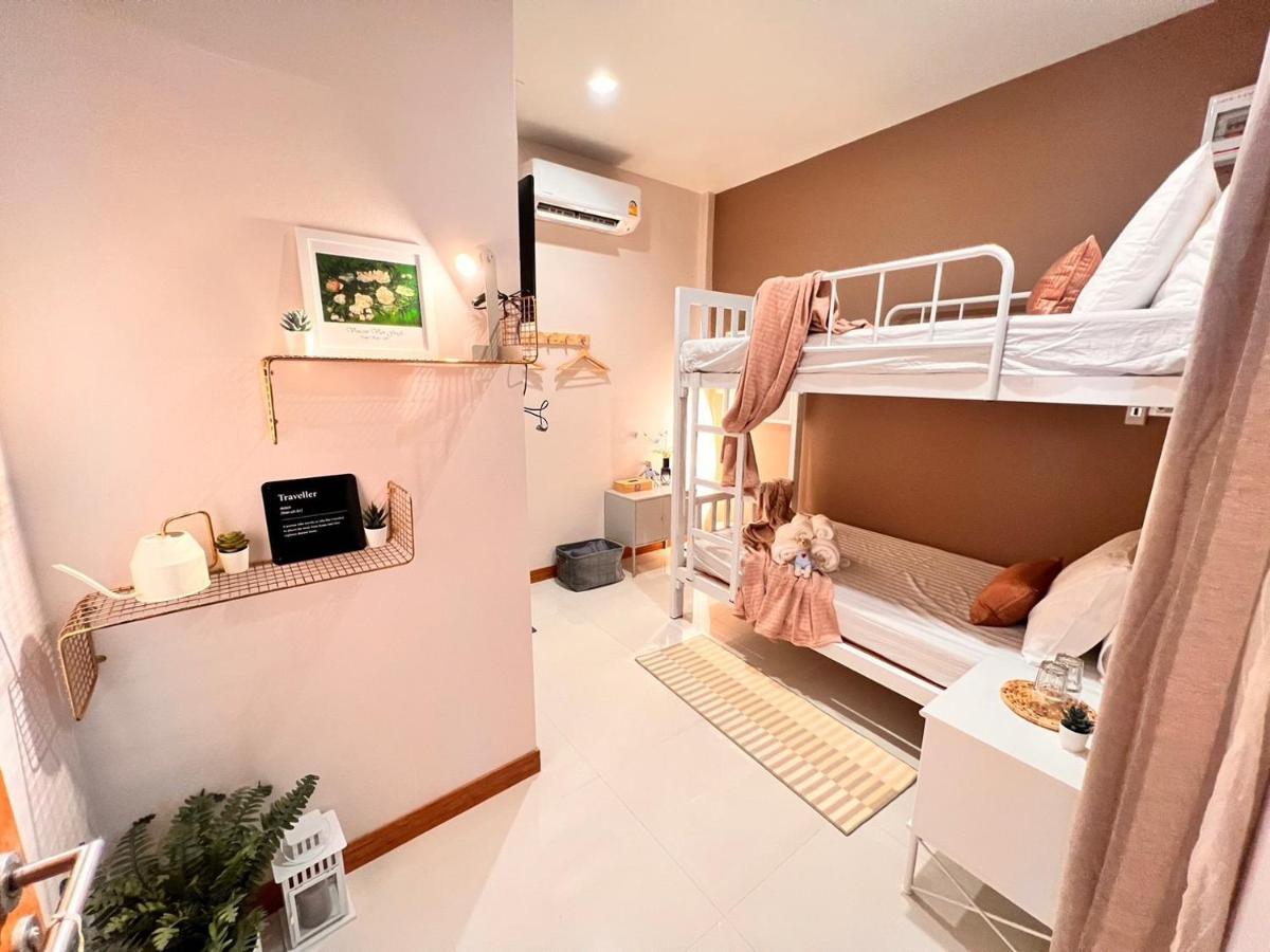 Por Poshtel Kanchanaburi Exterior foto